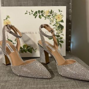 Chelsea & Violet
Mary Rhinestone Embellished Pointed Toe Pumps
Size 8.5